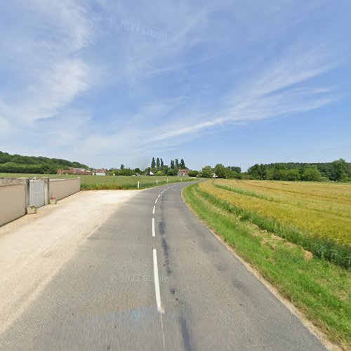 Cimetière à Antogny-le-Tillac