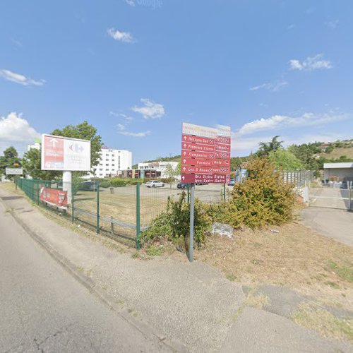 Borne de recharge de véhicules électriques Géant Casino Charging Station Chasse-sur-Rhône