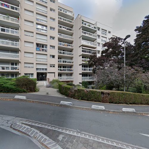 Agence immobilière Syndicat Copropriétaires de la Résidence Parc aux Biches Évry-Courcouronnes