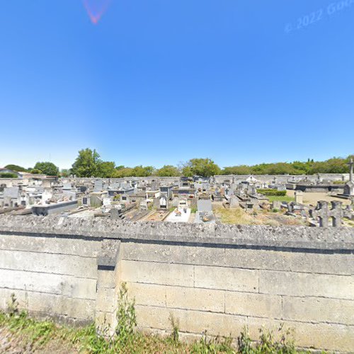 Cimetière à Jonzac