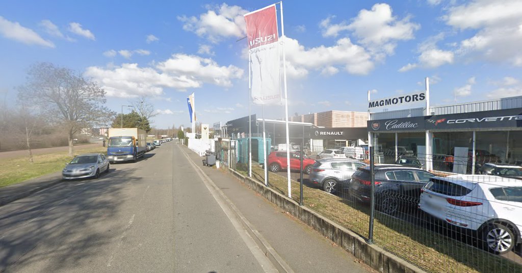 BALONAS AUTOMOBILES - Dacia à Ramonville-Saint-Agne