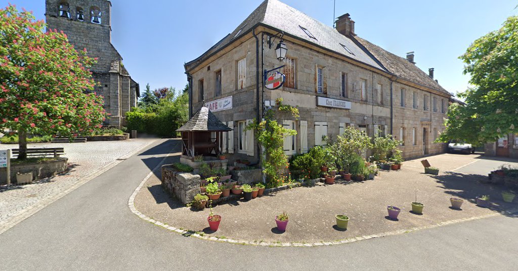 Cafe Chez François à Clergoux