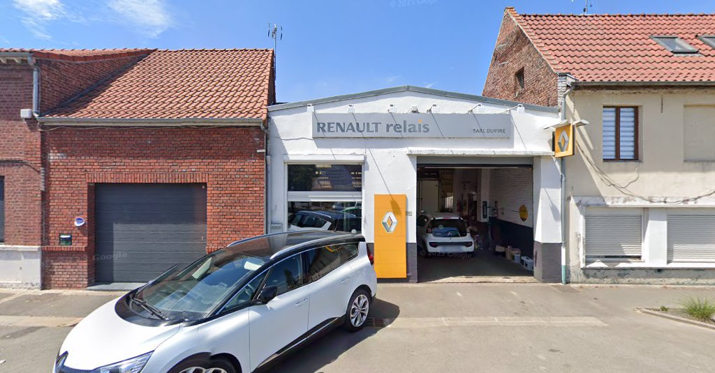 Renault à Mouchin