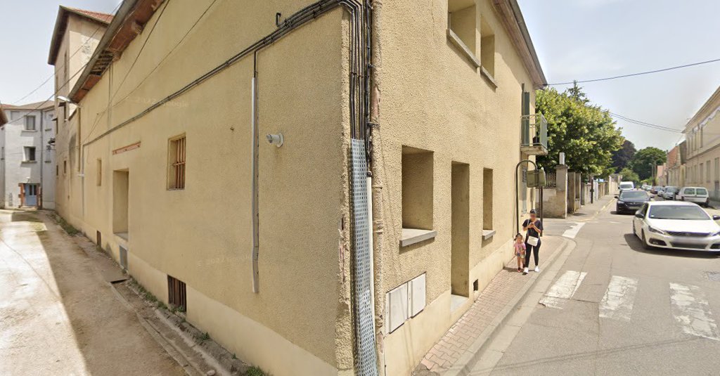 Aurelie Milanesio iad France immobilier à La Tour-du-Pin (Isère 38)