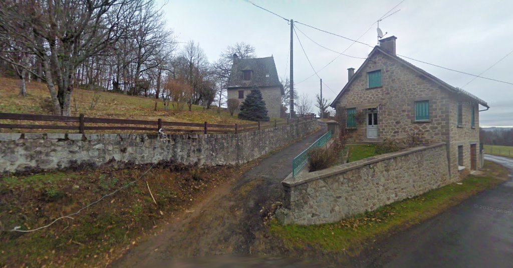 Gîte du Vachandou à Ladinhac (Cantal 15)