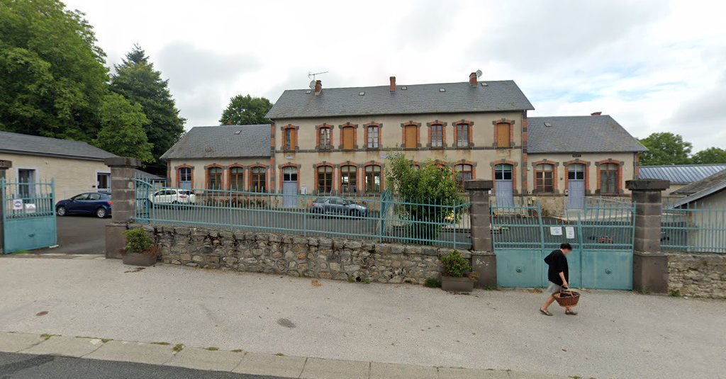 Village de monnet à Saint-Avit