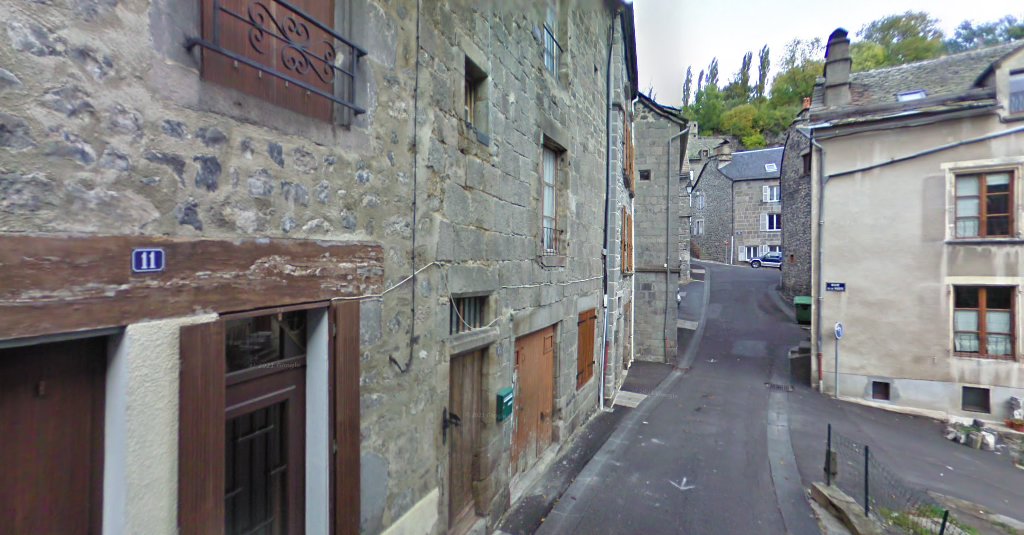 La Maison De Béatrice à Murat (Cantal 15)