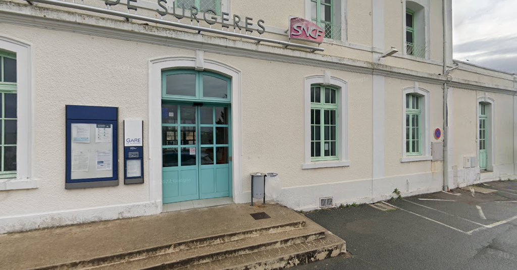 Boutique SNCF à Surgères (Charente-Maritime 17)