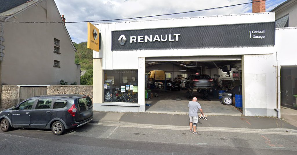 Renault à Entraygues-sur-Truyère