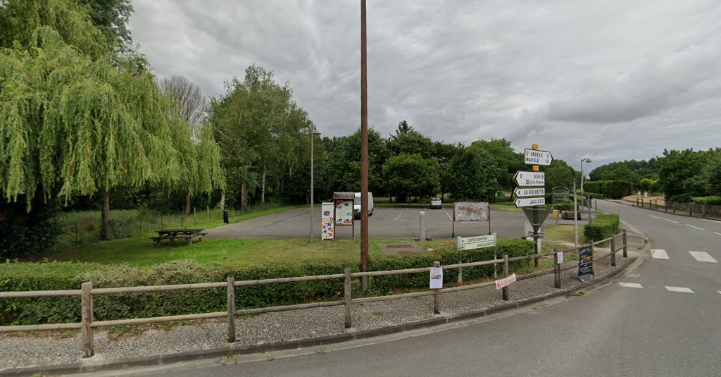 aire de services et stationnement camping cars à Agris (Charente 16)