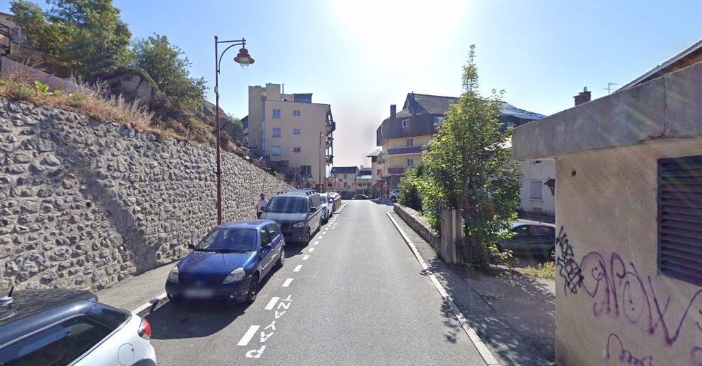 Rue Fernand Bouyonnet à Font-Romeu-Odeillo-Via