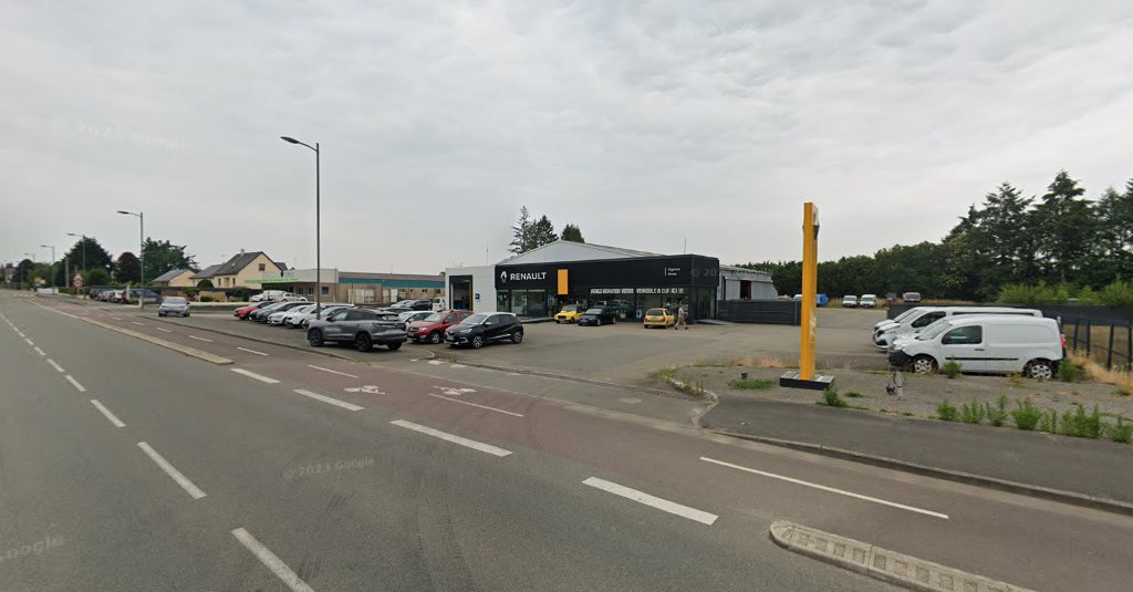 Renault à Ambrières-les-Vallées