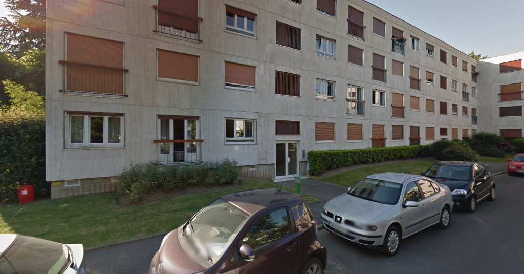 Adrien IANNONE - BSK immobilier - Votre conseiller immobilier à Chilly Mazarin et ses alentours à Chilly-Mazarin (Essonne 91)