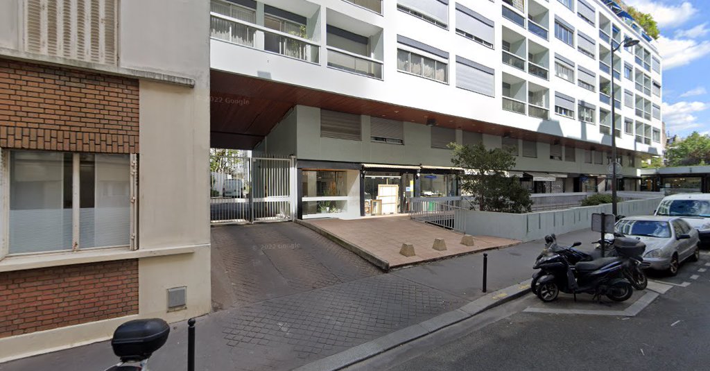 Eve Vacation Apartment Rentals in Paris Paris