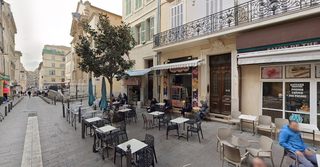 Petit Café Salon De Thé à Marseille (Bouches-du-Rhône 13)