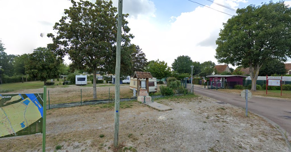 aire de services sans stationnement camping cars à Belleville-sur-Loire (Cher 18)