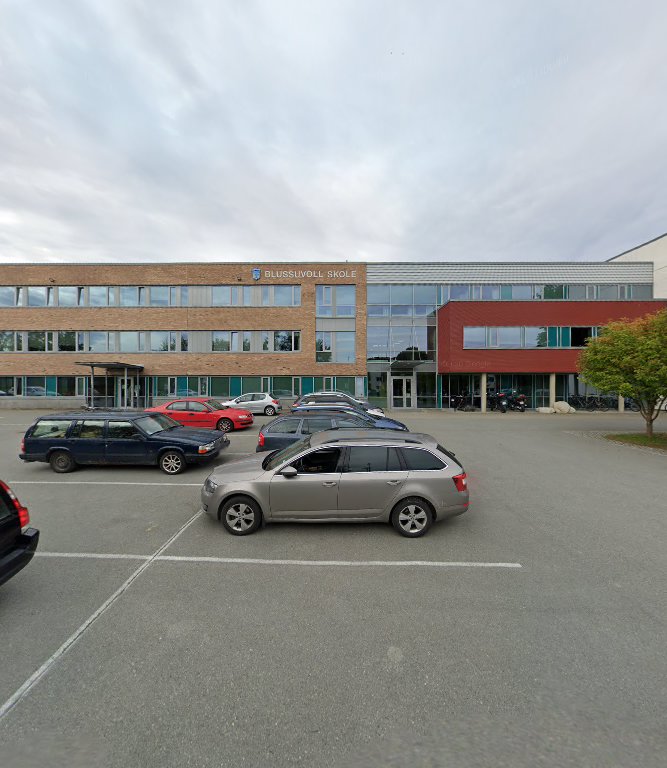 Blussuvoll skole