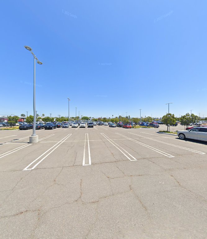 Torrance Memorial Medical Center Employee Parking Lot
