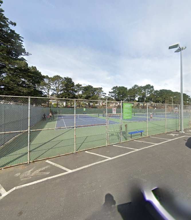 Gellert Park Tennis Courts