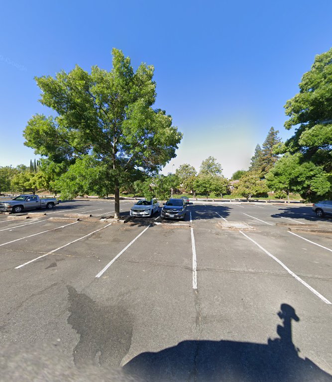 Newhall Park Parking Lot
