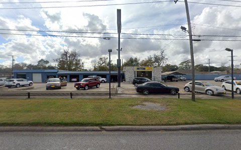 Used Car Dealer «R & R Auto Sales», reviews and photos, 1124 S Twin City Hwy, Nederland, TX 77627, USA