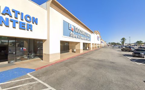 Non-Profit Organization «Goodwill Houston Select Stores donation center», reviews and photos, 10831 Jones Rd, Houston, TX 77065, USA
