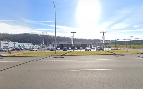 Auto Body Shop «Don Hill Automotive», reviews and photos, 2523 E Stone Dr, Kingsport, TN 37660, USA