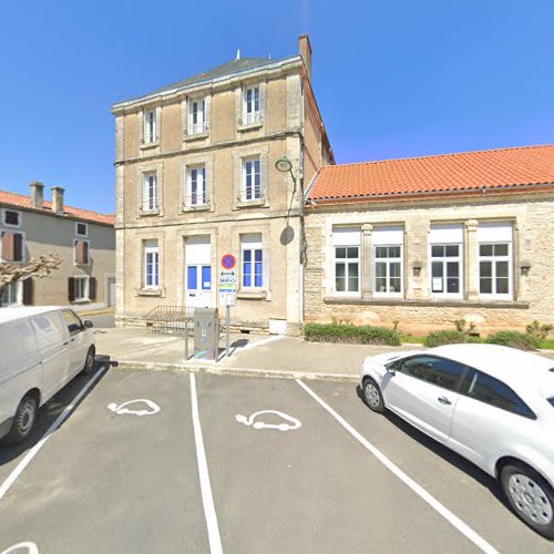 Ecole George Sand à Chasseneuil-sur-Bonnieure