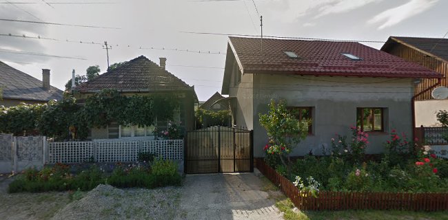 Strada Avram Iancu nr 132, Huedin 405400, România