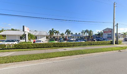 Caitlin Stouffer - Pet Food Store in West Palm Beach Florida