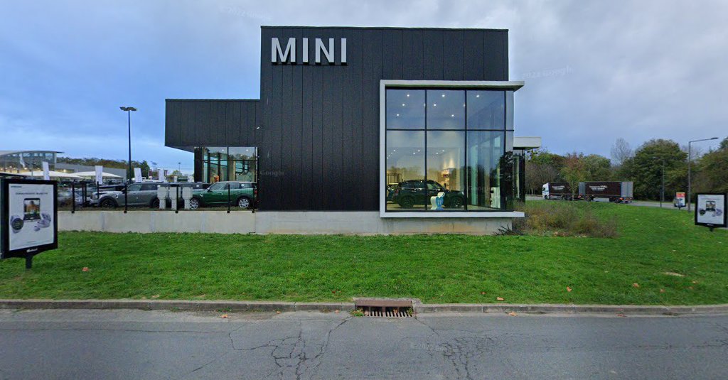Mini at BYMYCAR 77 Saint-Thibault-des-Vignes