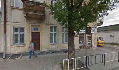 Автозапчастини у Львові