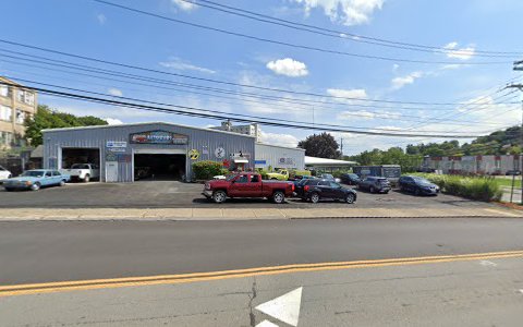 Auto Body Shop «Eagle Auto Body of Orange County», reviews and photos, 41 Fulton St, Middletown, NY 10940, USA