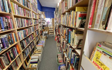 Used Book Store «David Kaye Books & Memorabilia», reviews and photos, 22745 Ventura Blvd, Woodland Hills, CA 91364, USA