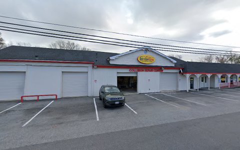 Auto Body Shop «Service King Collision Repair of Lusby», reviews and photos, 12860 H G Trueman Rd, Lusby, MD 20657, USA