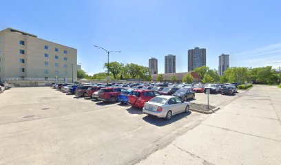 150 Colony St Parking