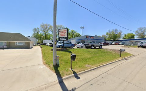Auto Repair Shop «Ultimate Automotive Service Center», reviews and photos, 5900 Oakwood Dr, Urbandale, IA 50322, USA