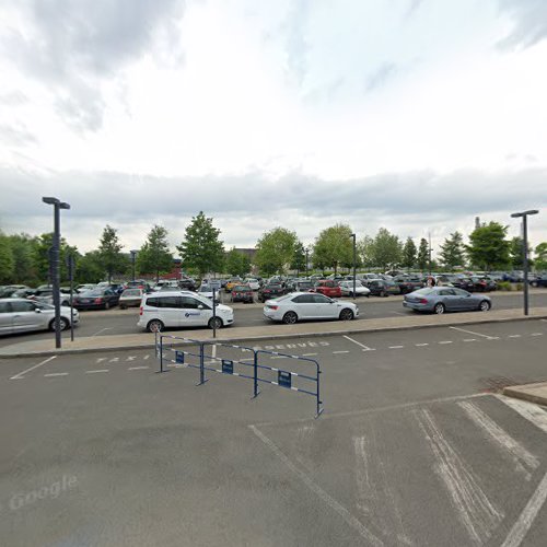 Borne de recharge de véhicules électriques DIRVE 02 Charging Station Saint-Quentin