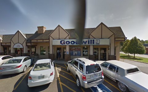 Non-Profit Organization «Goodwill Industries», reviews and photos, 1725 State Rd, Cuyahoga Falls, OH 44223, USA