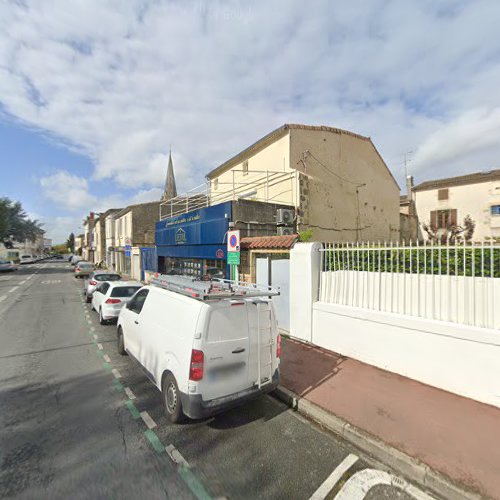 Borne de recharge de véhicules électriques SDEE Gironde Station de recharge Langon