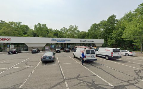 Eye Care Center «LensCrafters», reviews and photos, 2691 Berlin Turnpike, Newington, CT 06111, USA