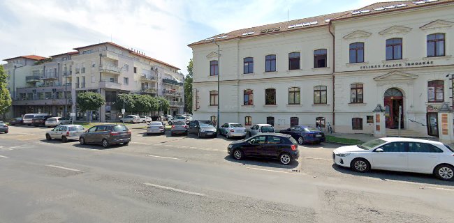 Pelikán Palace Irodaház Kft. - Szombathely