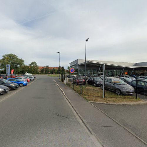 Borne de recharge de véhicules électriques Opel Charging Station Dunkerque