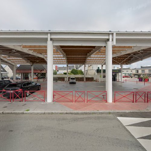 Borne de recharge de véhicules électriques Alizé Liberté Charging Station Guilers