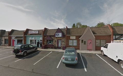 Coffee Shop «Oasis Hookah Cafe & Lounge», reviews and photos, 5524 Williamson Rd, Roanoke, VA 24012, USA
