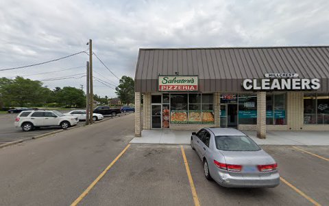 Dry Cleaner «Hillcrest Cleaners», reviews and photos, 30826 Ryan Rd, Warren, MI 48092, USA