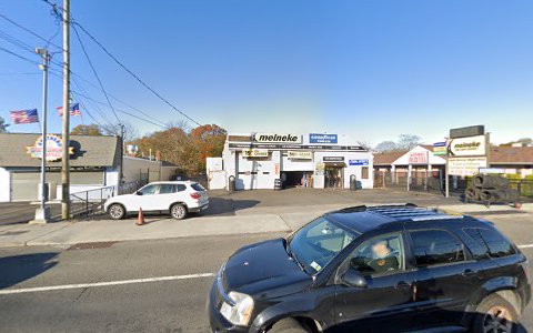 Auto Repair Shop «Meineke Car Care Center», reviews and photos, 536 Medford Ave, Patchogue, NY 11772, USA