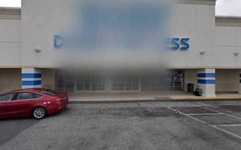 Clothing Store «Ross Dress for Less», reviews and photos, 523 S MacDade Blvd, Holmes, PA 19043, USA