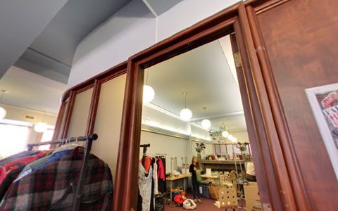 Consignment Shop «The Wardrobe, resale store benefiting Career Wardrobe», reviews and photos, 1822 Spring Garden St, Philadelphia, PA 19130, USA