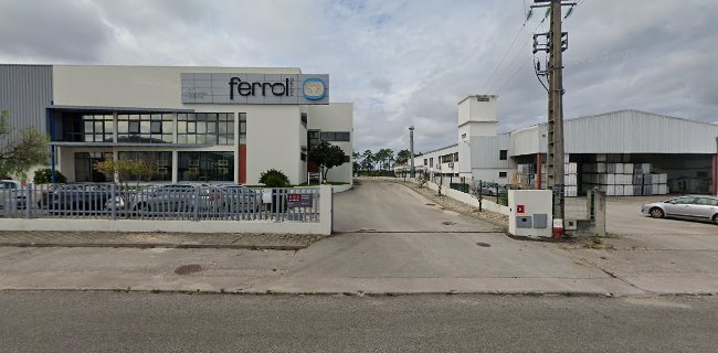 Rua Da Finlândia, Lt. 45, Zona Industrial, 2430-028 M.nha Grande, Portugal